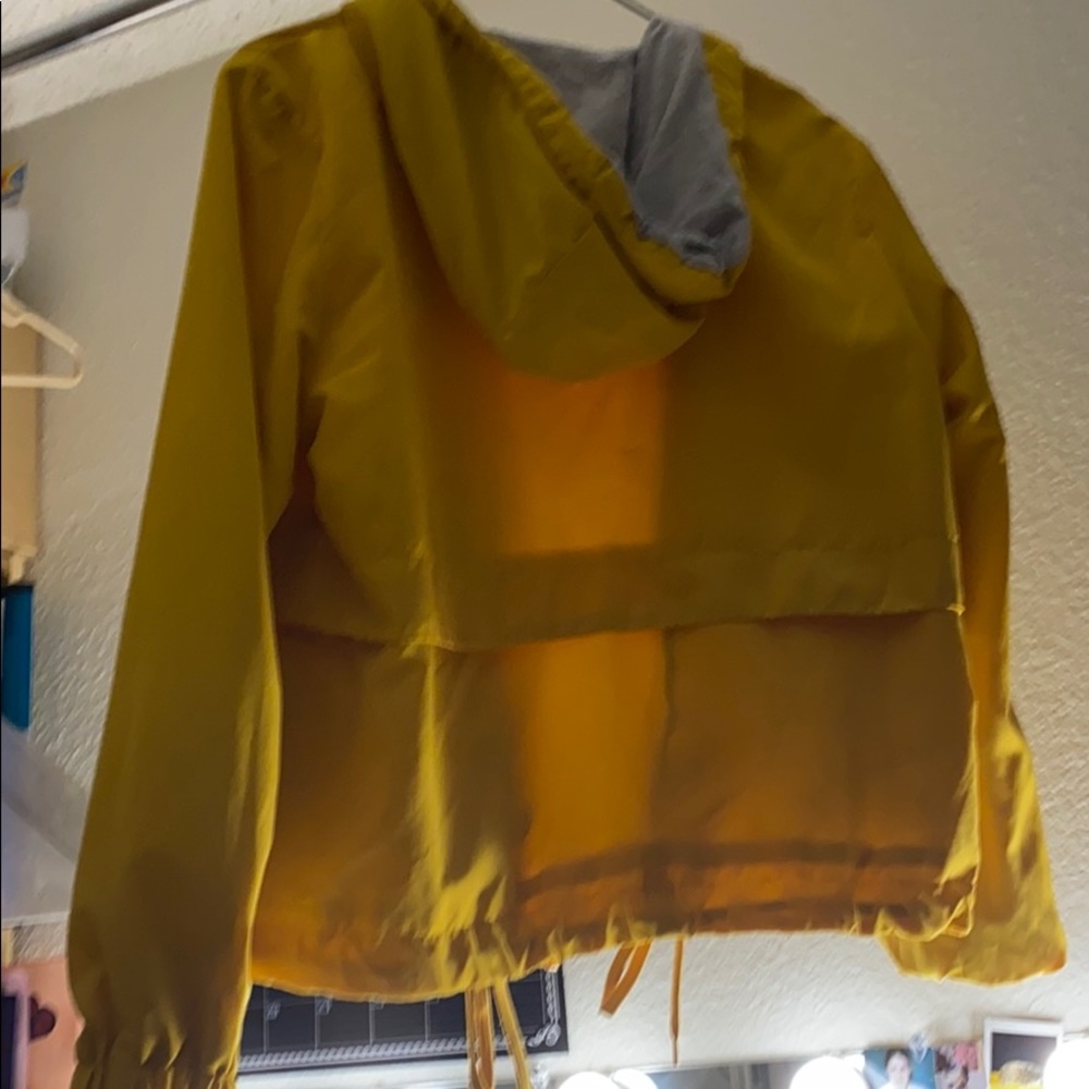 H&M Windbreak - Picture 3 of 3